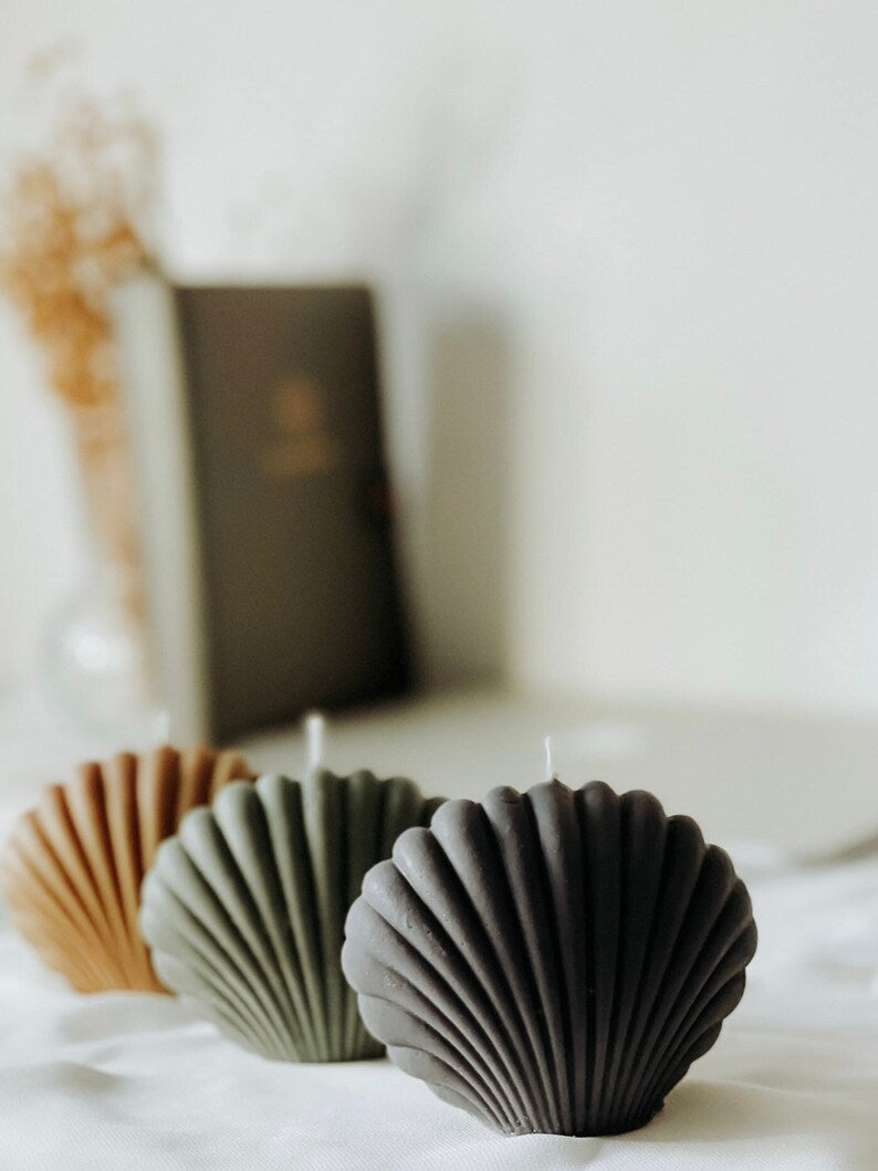 Small Shell Candle