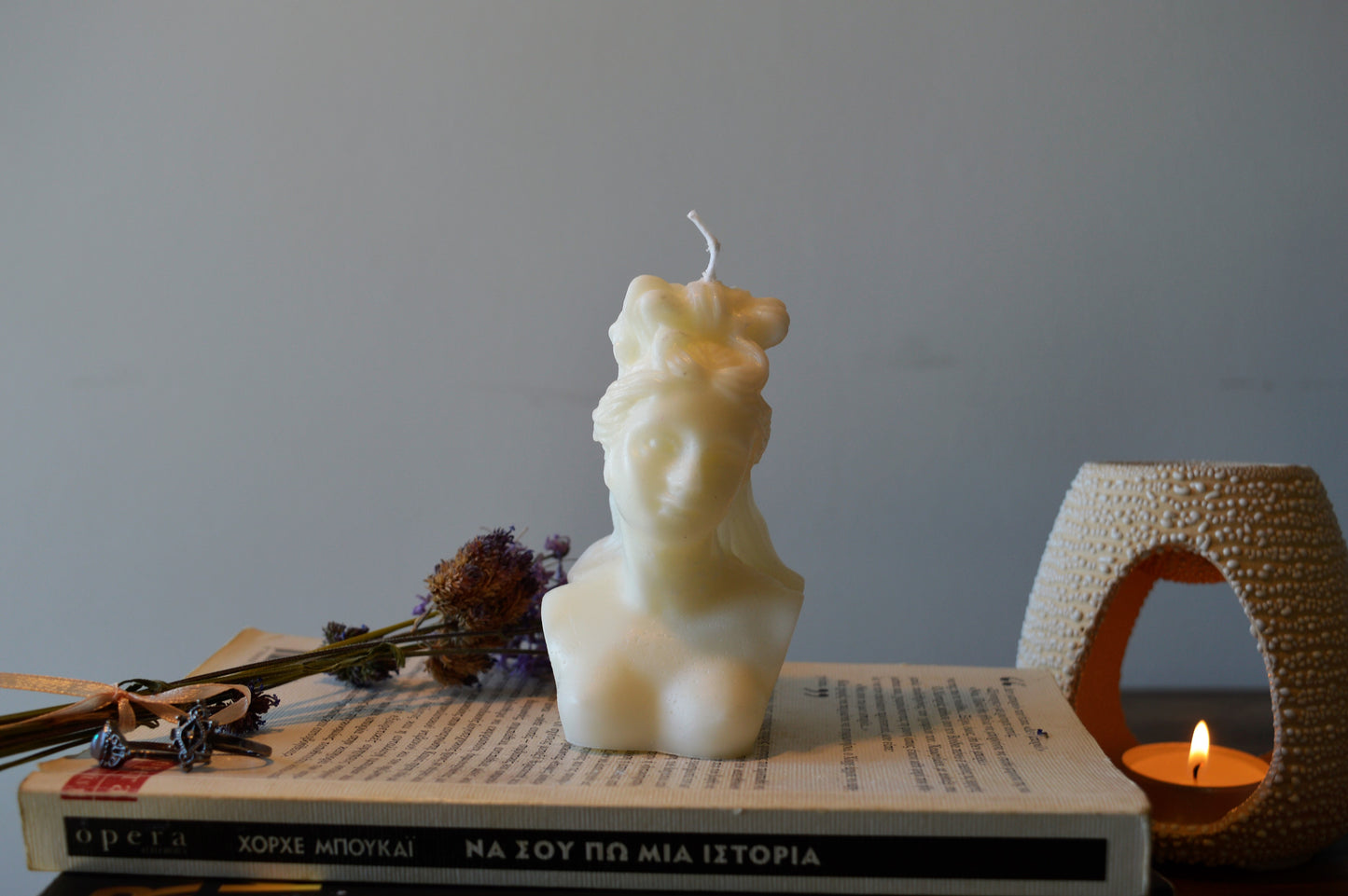 Artemis Candle